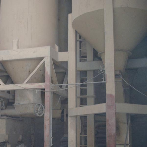 Limpeza e manutenção de silos